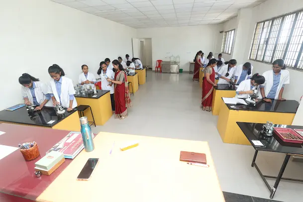 Smt. Pushpa Shamanur Mahalingappa CBSE School Biological Laboratory